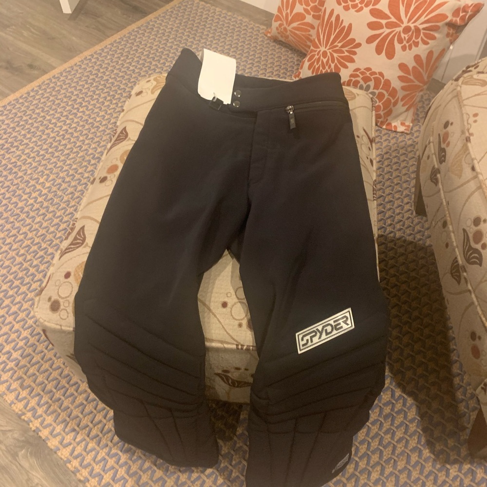 Women’s spyder skin/snow boarding pants.